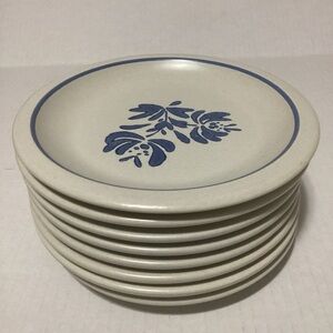 Lot of 6 Pfaltzgraff Yorktowne Stoneware Dessert Salad Bread Butter Plates